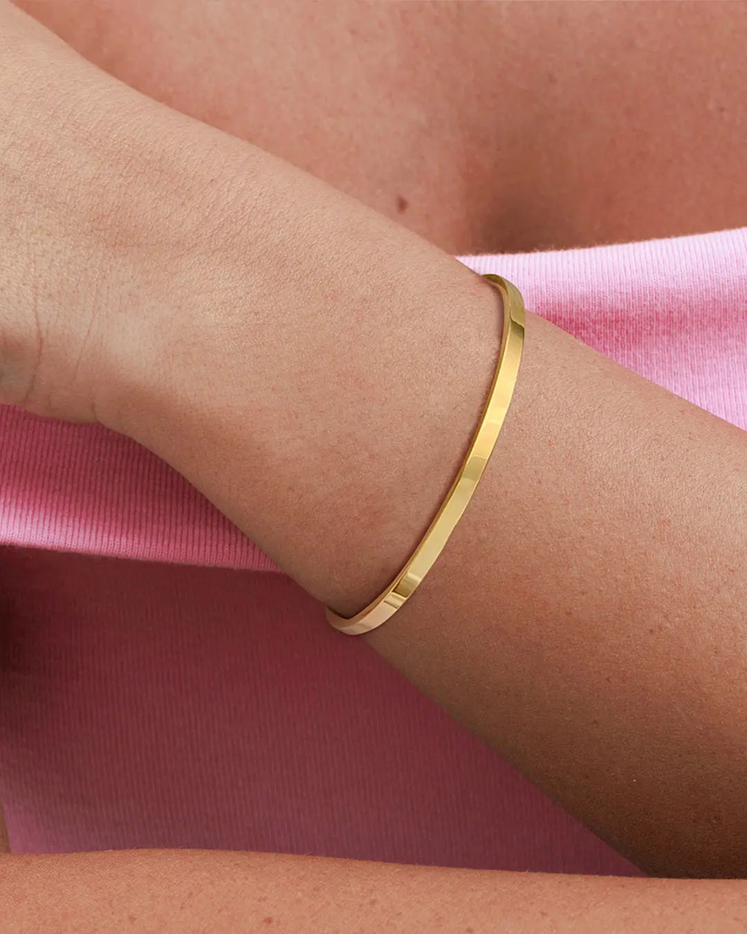 Cuff armband